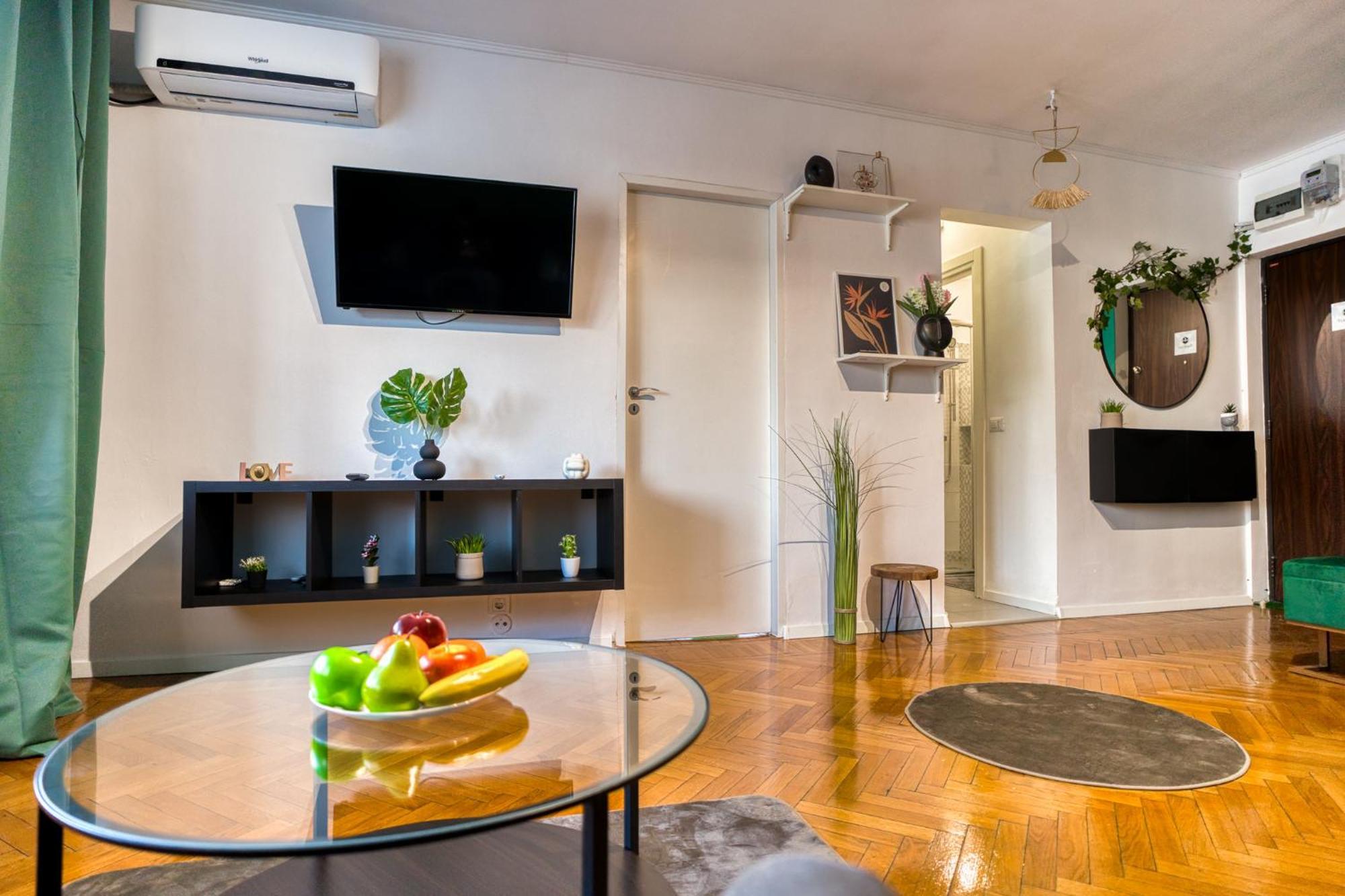 Hacienda Royal Palace - Central Designer Apartment Βουκουρέστι Εξωτερικό φωτογραφία